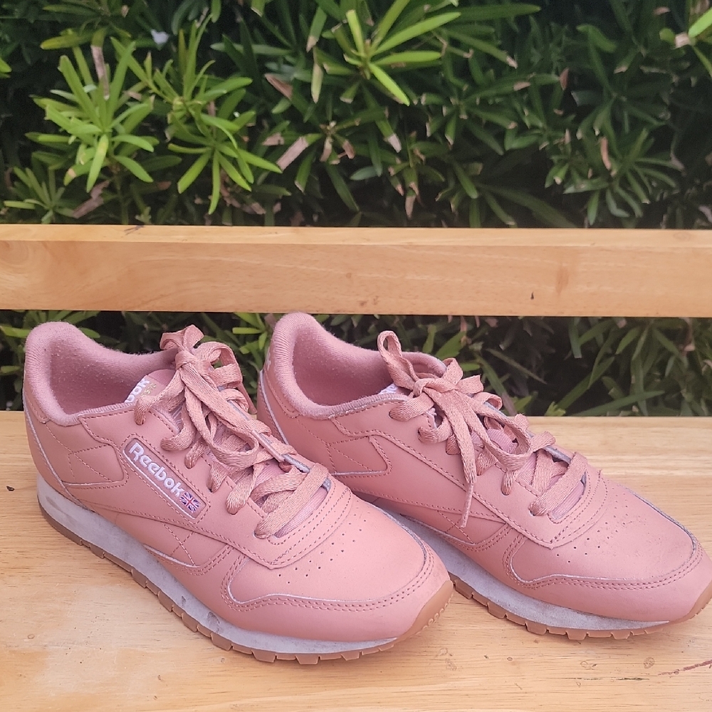 Reebok Women's Pink Classic Leather Sneakers